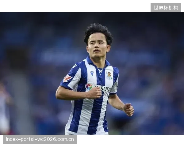 久保建英的个人突破是制造前场任意球的关键,为球队创造得分良机。 久保建英的个人突破是制造前场任意球的关键,为球队创造得分良机。
